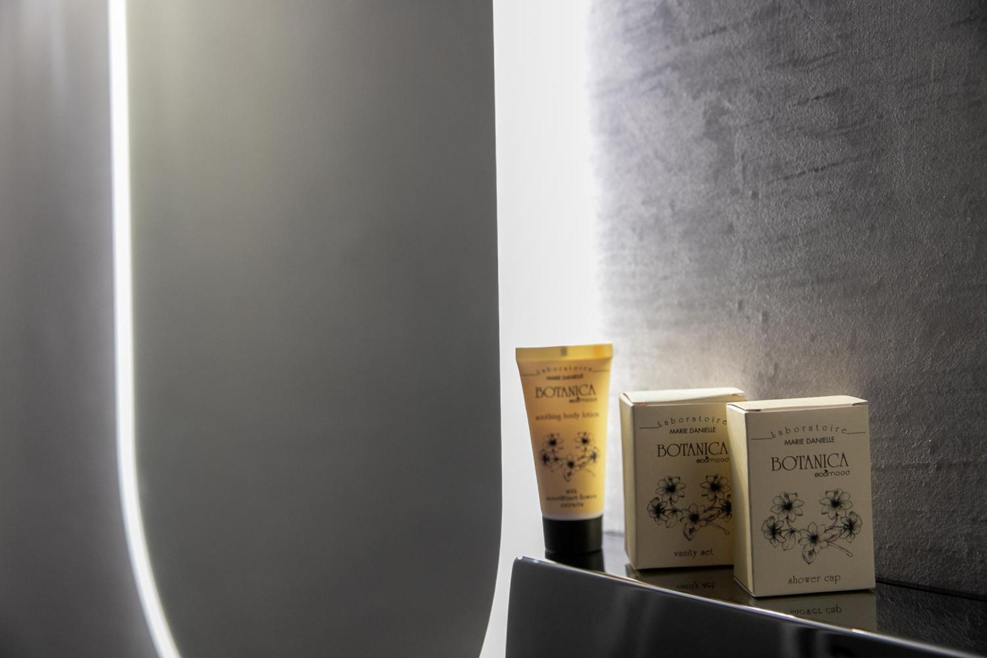Vista Lakefront Boutique Hotel Ascona Rum bild